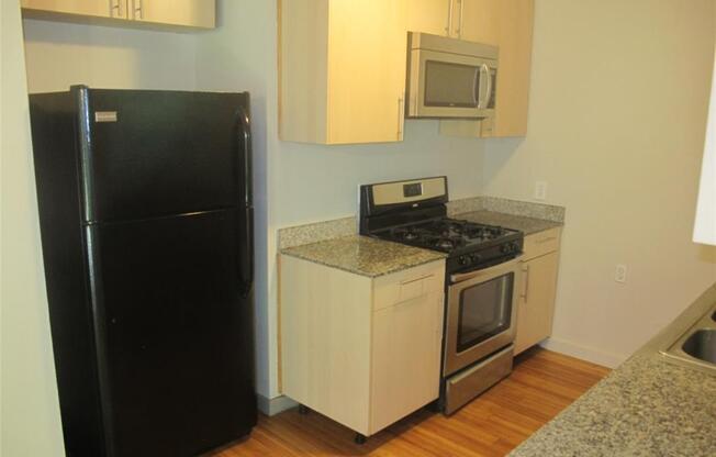 4907 Richmond