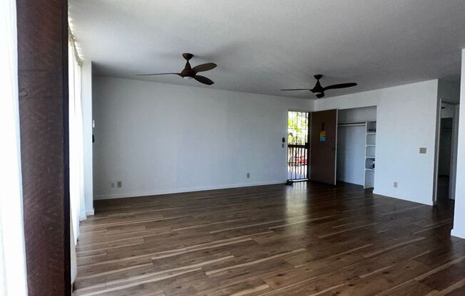 2 beds, 1 bath, $1,950