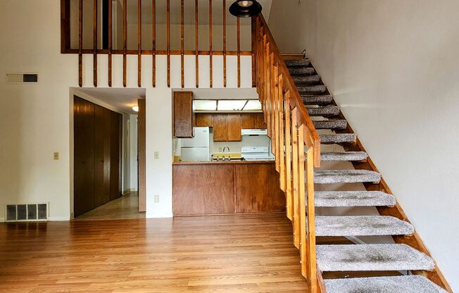 Spacious 2Bd 1.5 Ba Townhome with Loft