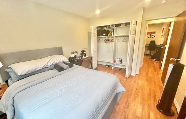 2 beds, 1 bath, 768 sqft, $2,350, Unit 101