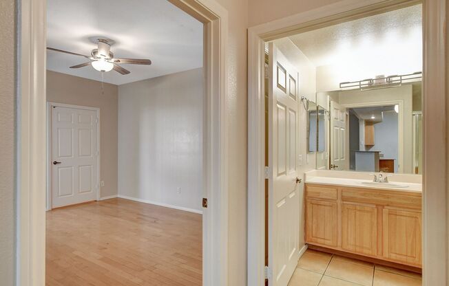 2 beds, 2 baths, $1,600