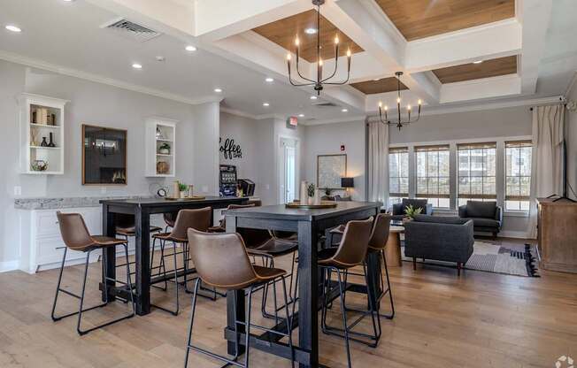 Clubhouse Dining Area at The Residences at Akita Lane, Ohio, 43110