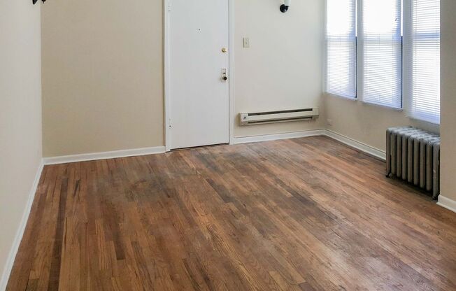 1 bed, 1 bath, 660 sqft, $1,995, Unit 621-G2