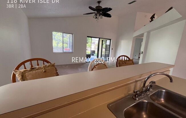 118 RIV ISLE DR