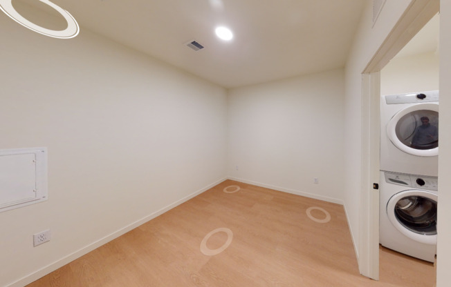 1 bed, 1 bath, 608 sqft, $1,388, Unit 405