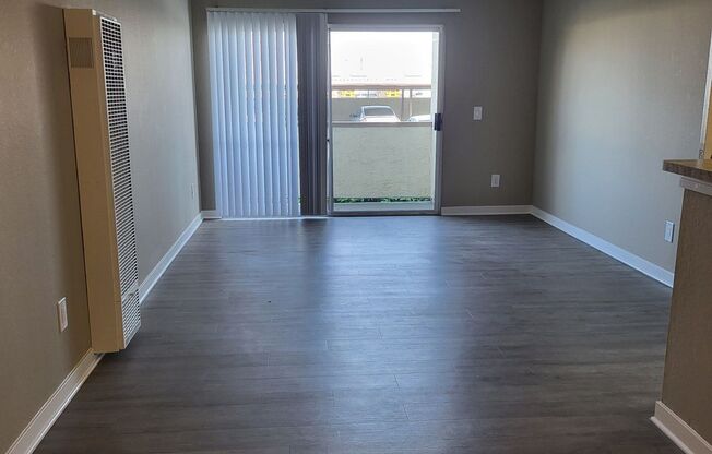 2 beds, 1.5 baths, 840 sqft, $2,395, Unit 644 - 03