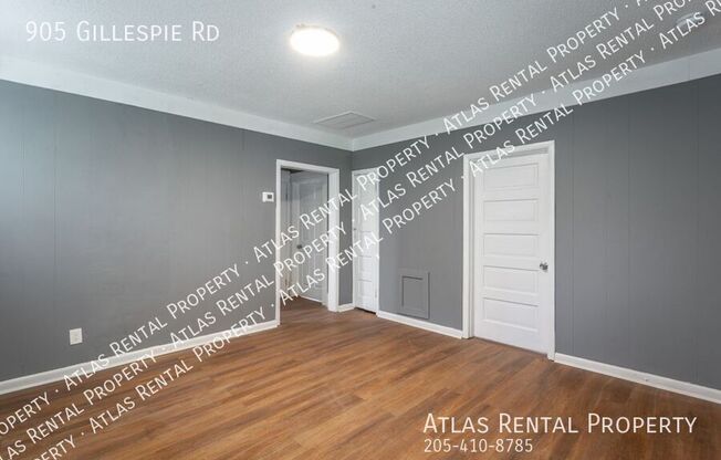 905 GILLESPIE RD