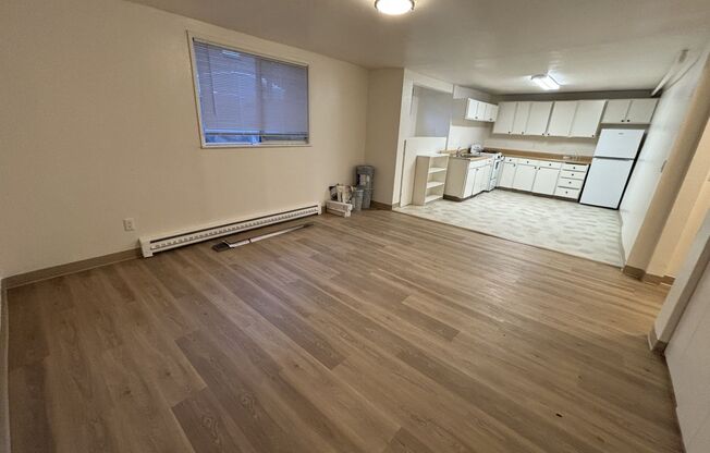 1 bed, 1 bath, 600 sqft, $1,495, Unit B