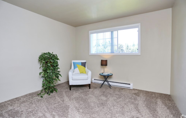 2 beds, 1 bath, 1,000 sqft, $1,699, Unit B202