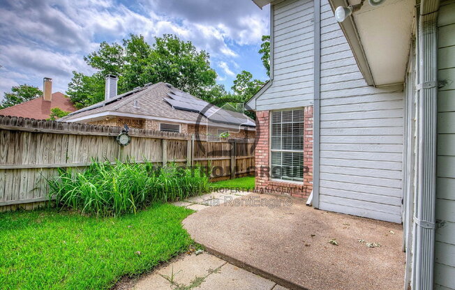 3 beds, 2.5 baths, 1,919 sqft, $2,495