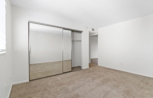 1 bed, 1 bath, $2,095, Unit 49