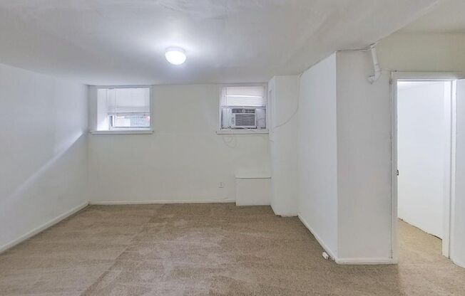 1 bed, 1 bath, 700 sqft, $1,199, Unit 46-TF