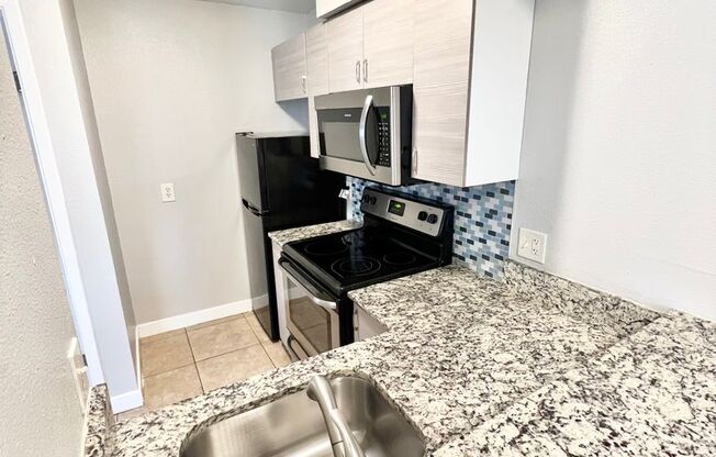 1 bed, 1 bath, 476 sqft, $1,195