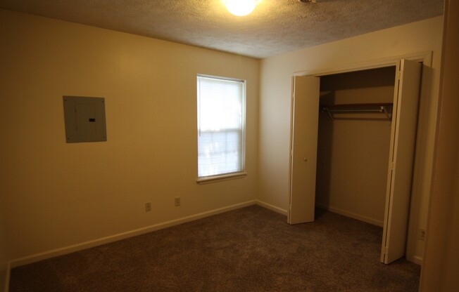 1 bed, 1 bath, 650 sqft, $825, Unit 3240-2