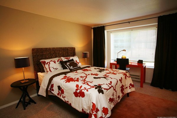 Jackson School Village Apartments in Hillsboro