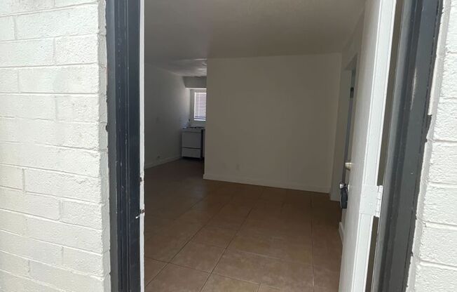 1433 S. Kenneth Place
