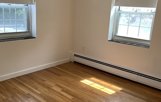 1 bed, 1 bath, 720 sqft, $1,900, Unit 4