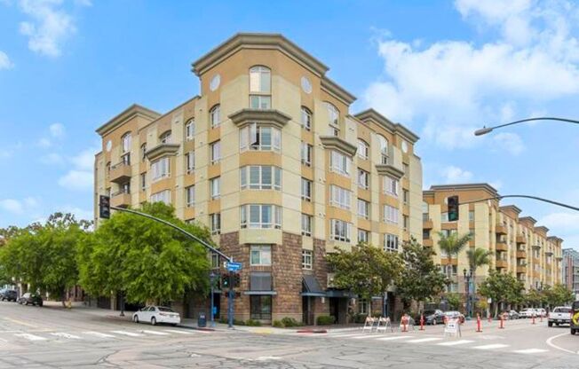 3 beds, 2 baths, $2,995
