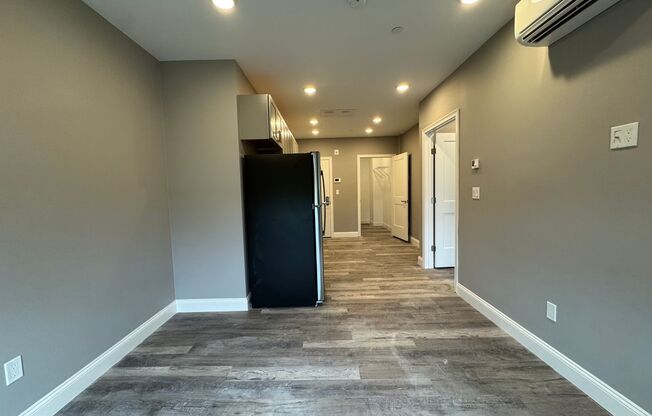 1 bed, 1 bath, $2,200, Unit 406