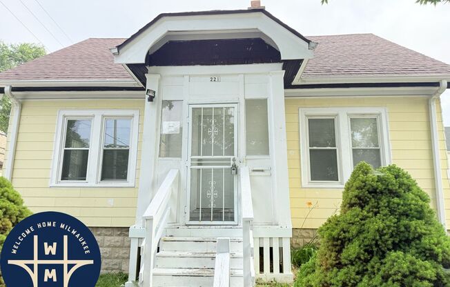221 W RING ST