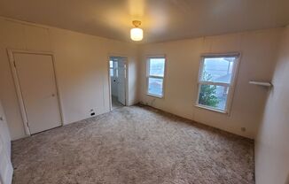 1 bed, 1 bath, $995, Unit 336-03