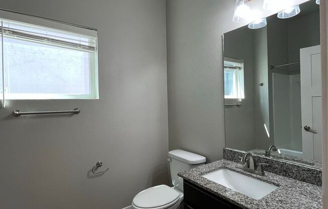 2 beds, 2 baths, 909 sqft, $1,450