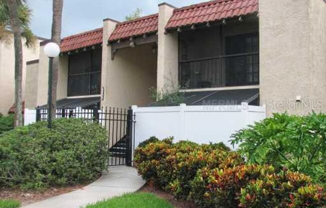 Charming & Updated South Tampa Condo