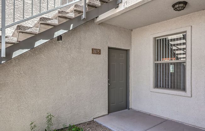 SW- 2 Bedroom Condo!