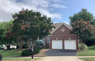 8204 BRANDYWINE DR