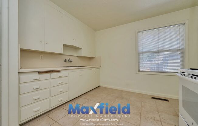 Sugarhouse Area - 2 BD 1 BA 1 GA
