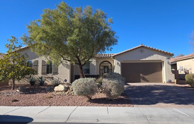 A Fabulous 4 Bedroom or 3 + A den House in NW Las Vegas