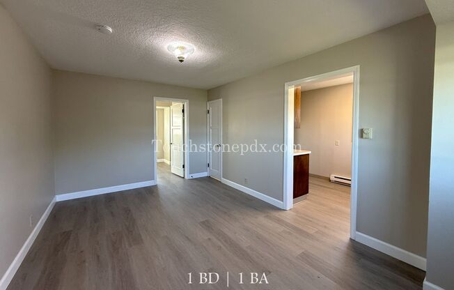 18101 SE ARISTA DR