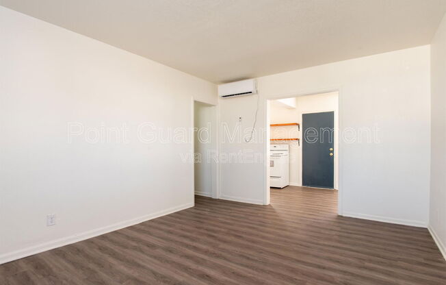 811 S BEVERLY