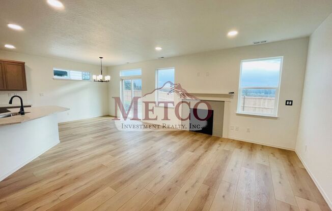 Be the First to live in this Beautiful New Home!!