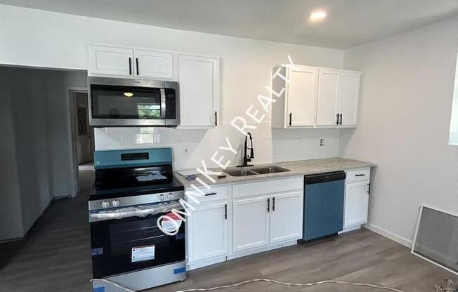 3 beds, 2 baths, 1,336 sqft, $1,375