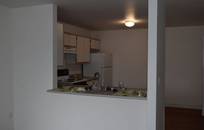 1 bed, 1 bath, 675 sqft, $995, Unit BW0327
