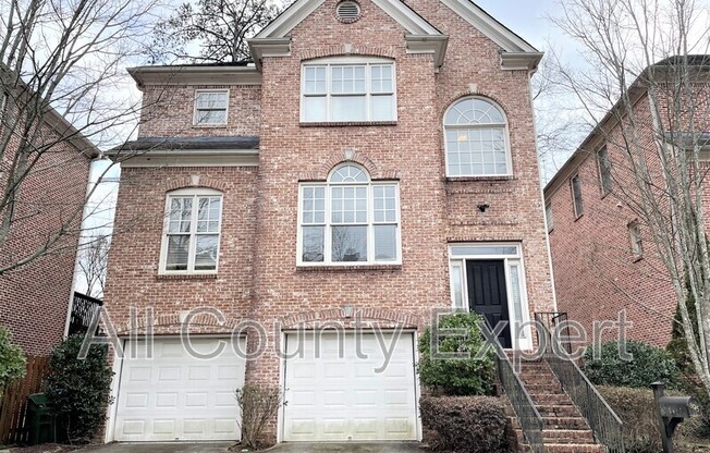 895 LENOX CT NE