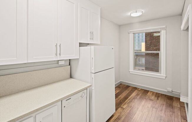 1 bed, 1 bath, 550 sqft, $1,677, Unit 314