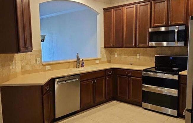 2 beds, 2 baths, $2,900