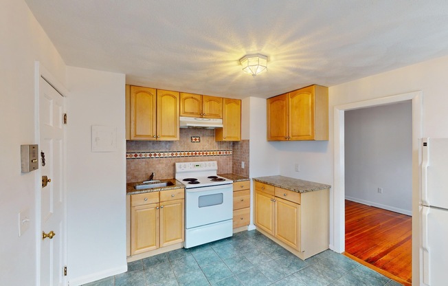 1 bed, 1 bath, $2,500, Unit 5B