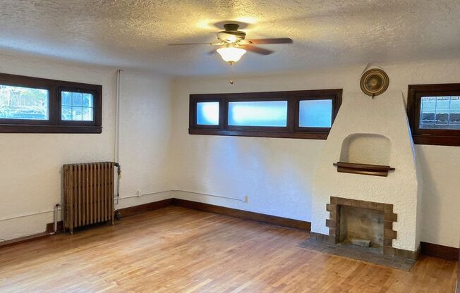 Jack Lan & Verah Apartments