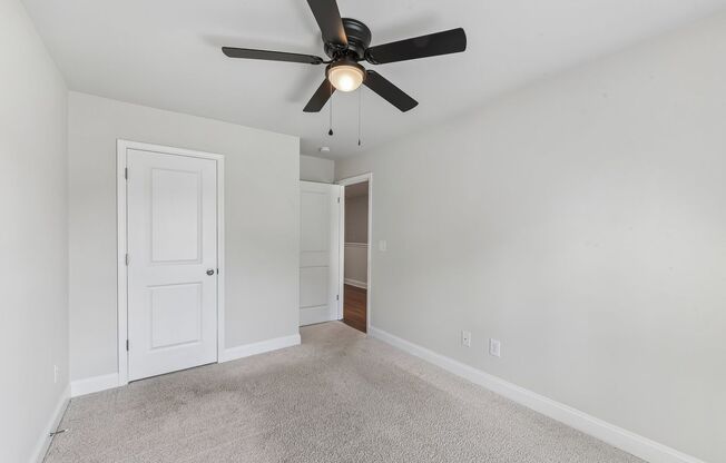 3 beds, 2.5 baths, 1,493 sqft, $2,265, Unit 5170