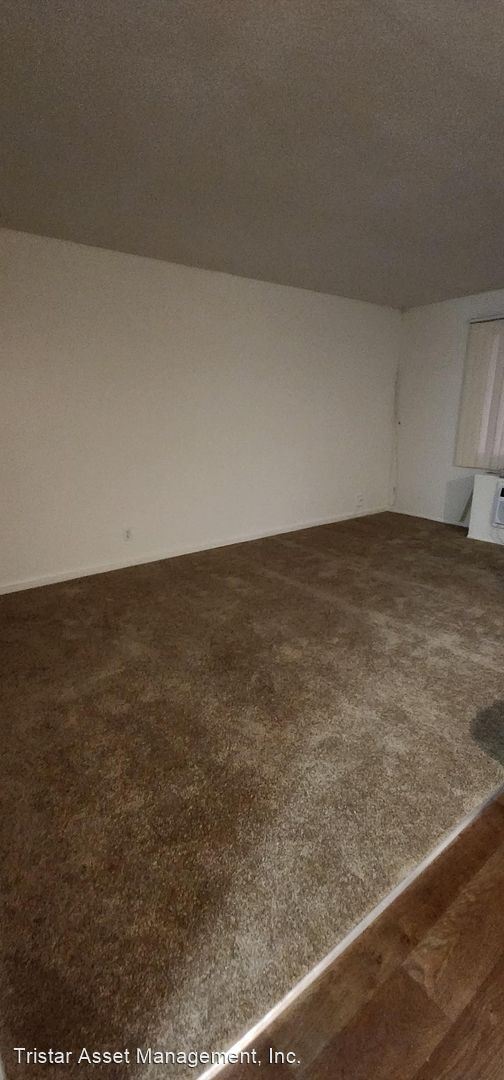9109 Kenwood Drive