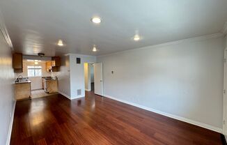 Home-Sweet-Home Vibe in Glendale!