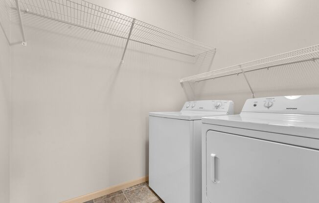 2 beds, 2 baths, 1,226 sqft, $1,425, Unit 3401-E
