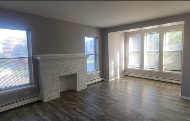 5606 S Wabash Ave