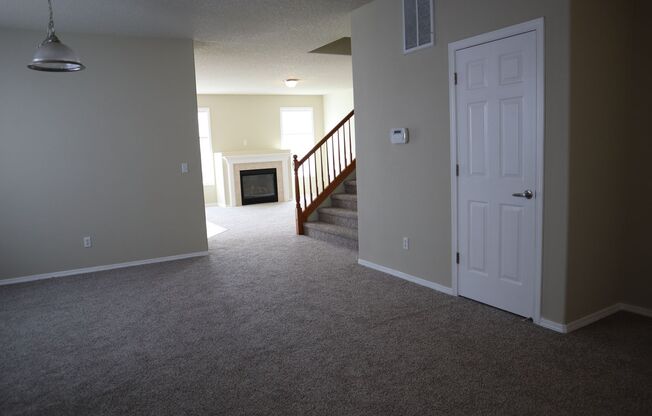 Beautifully Updated Avalon Hills 2 Story Home for Lease - 9507 NE 39th Ave
