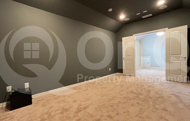 4 beds, 3 baths, 3,056 sqft, $3,390