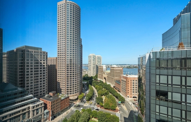 3 beds, 3.5 baths, 2,653 sqft, $16,500, Unit PH21B