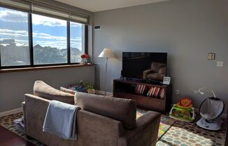 2 beds, 2 baths, $3,800, Unit 616